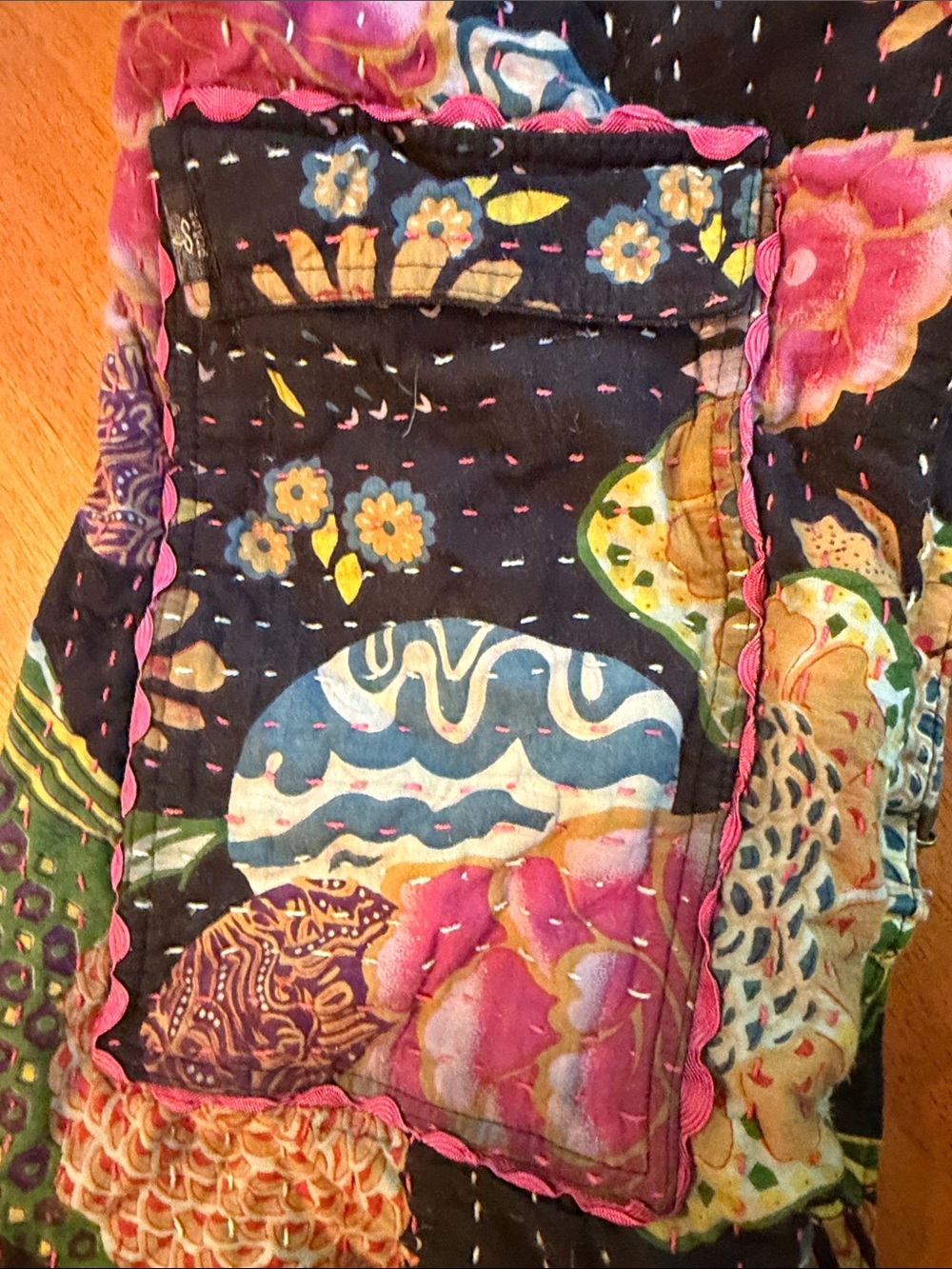 Prana Quilted Floral Sling yoga mat Bag in Black with Pink & Green Accents - Picture 5 of 5